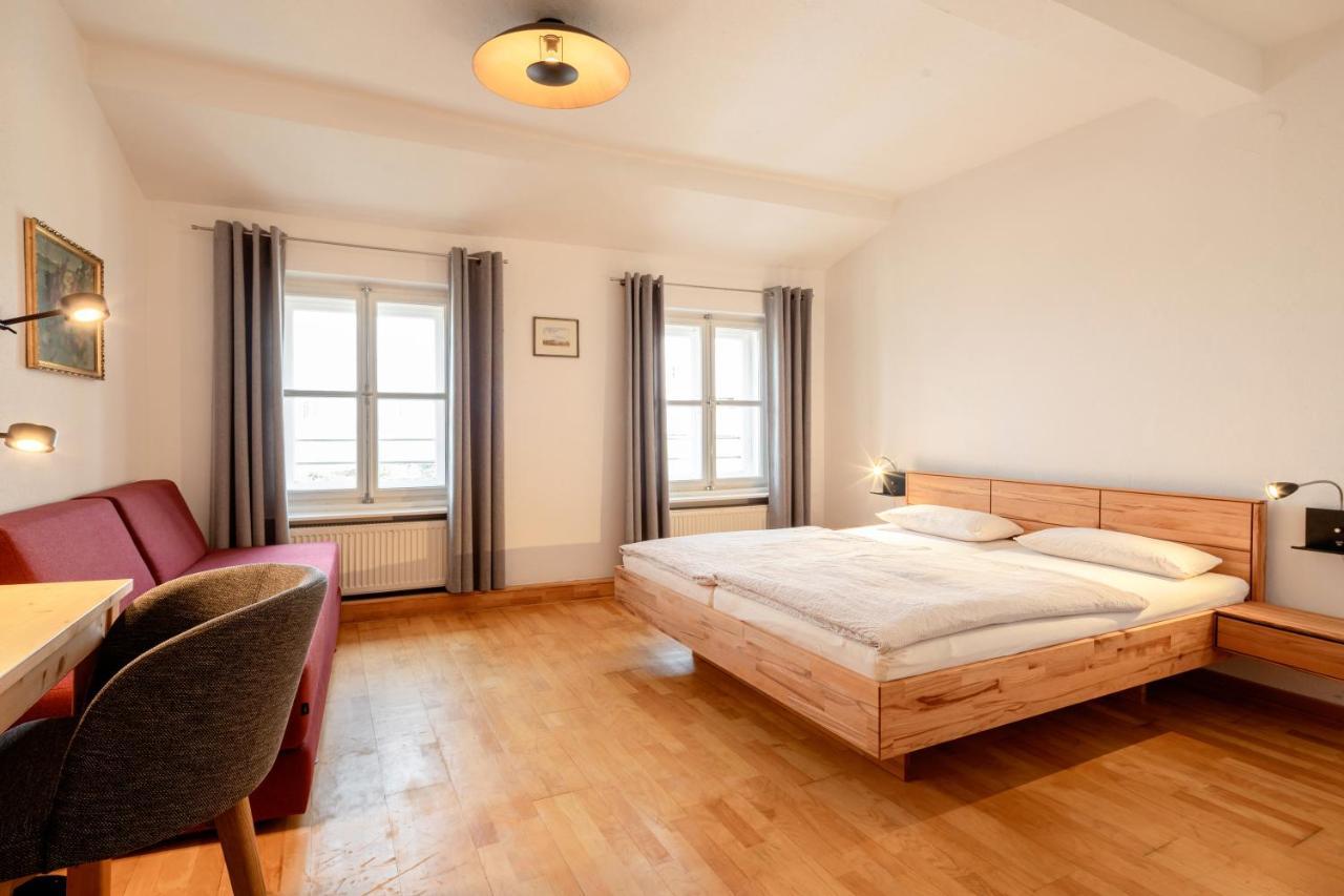 Pension Goldenes Schiff パッサウ エクステリア 写真