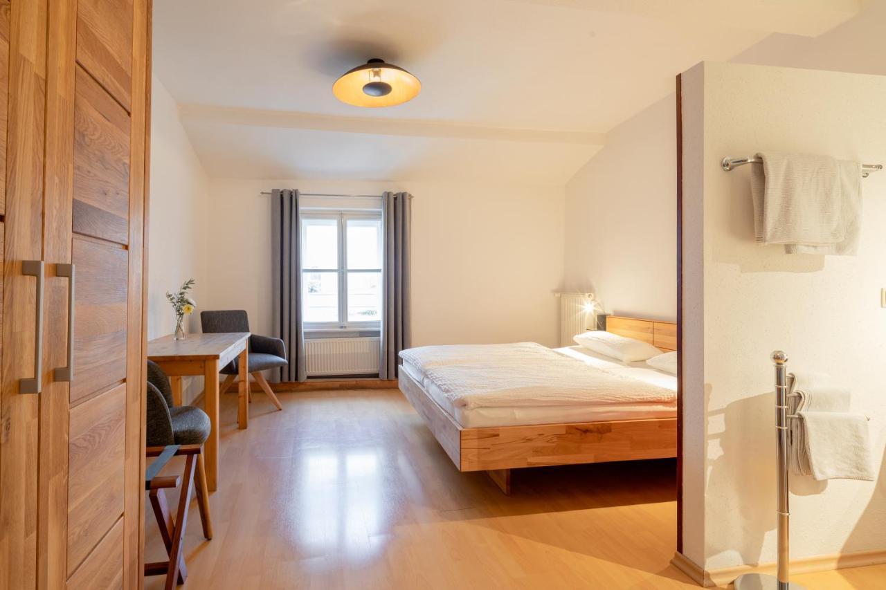 Pension Goldenes Schiff パッサウ 部屋 写真