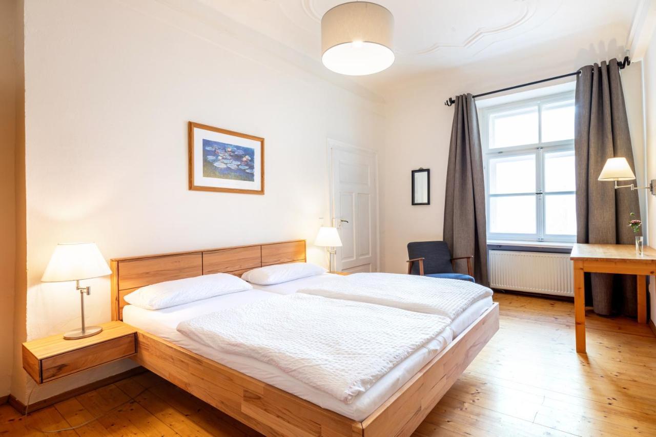 Pension Goldenes Schiff パッサウ エクステリア 写真